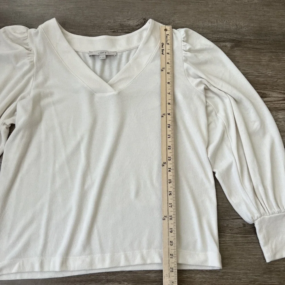 LOFT Long Puff Sleeve V-Neck Soft Knit Blouse Top Womens M Off White